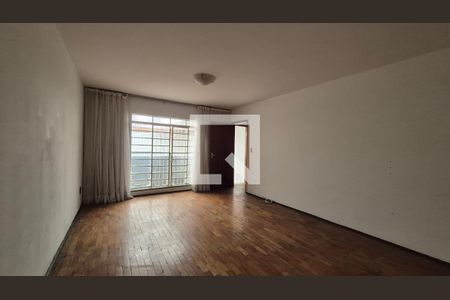 Sala de casa para alugar com 3 quartos, 249m² em Vila Scarpelli, Santo André