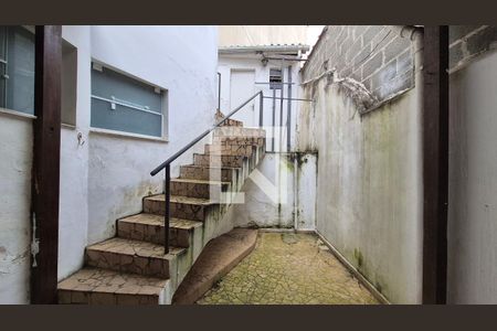 Área externa de casa para alugar com 3 quartos, 249m² em Vila Scarpelli, Santo André