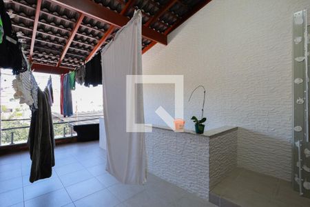 Varanda de casa à venda com 2 quartos, 92m² em Vila Mirante, São Paulo