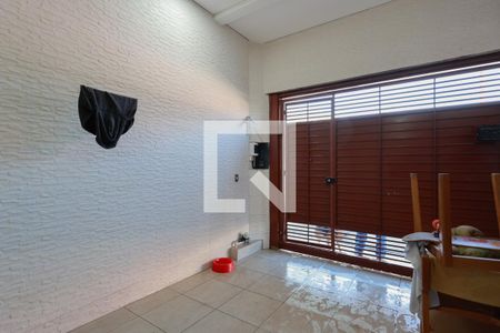 Garagem de casa à venda com 2 quartos, 92m² em Vila Mirante, São Paulo