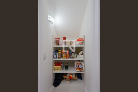 Despensa de casa à venda com 2 quartos, 92m² em Vila Mirante, São Paulo