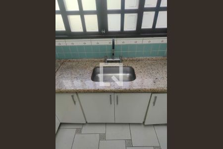 Casa à venda com 3 quartos, 155m² em Parque das Nações, Santo André