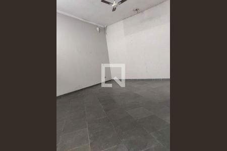 Casa à venda com 3 quartos, 155m² em Parque das Nações, Santo André