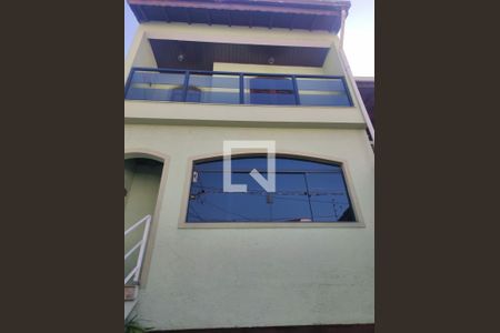 Casa à venda com 3 quartos, 155m² em Parque das Nações, Santo André