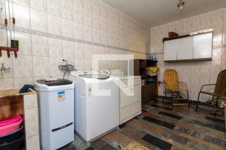 Área de Serviço de casa para alugar com 4 quartos, 229m² em Jardim Coimbra, São Paulo