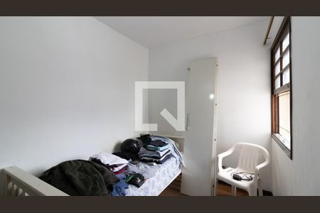 Quarto de casa à venda com 4 quartos, 210m² em Vila Londrina, São Paulo