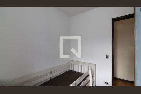Quarto 2 de casa à venda com 4 quartos, 210m² em Vila Londrina, São Paulo