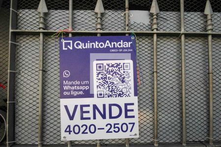 Placa de casa para alugar com 4 quartos, 190m² em Vila Ema, São Paulo