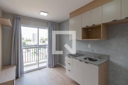 Sala/Cozinha de apartamento à venda com 1 quarto, 25m² em Vila Butantã, São Paulo