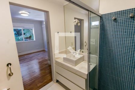 Banheiro da Suíte 1 de apartamento à venda com 4 quartos, 183m² em Real Parque, São Paulo