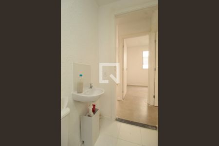 Banheiro de apartamento à venda com 2 quartos, 42m² em Santa Rosa de Lima, Porto Alegre