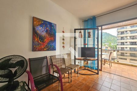 Sala de apartamento para alugar com 3 quartos, 103m² em Vila Julia, Guarujá