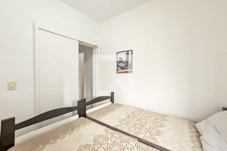 Quarto 2 de apartamento para alugar com 3 quartos, 103m² em Vila Julia, Guarujá