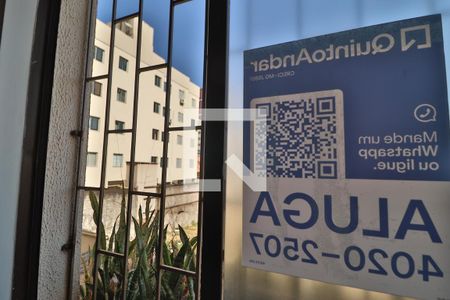 Plaquinha de apartamento para alugar com 3 quartos, 170m² em Saraiva, Uberlândia