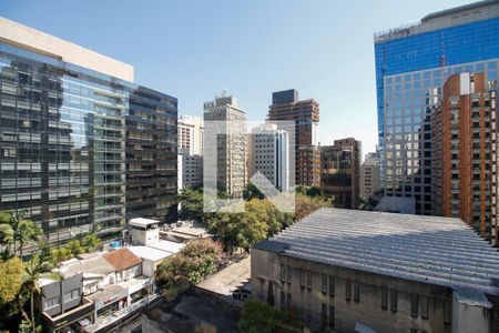 Vista da Sala de Estar e Jantar de apartamento à venda com 3 quartos, 150m² em Jardim Paulista, São Paulo