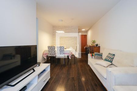 Sala de apartamento à venda com 3 quartos, 75m² em Super Quadra Morumbi, São Paulo