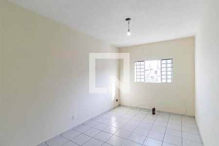 Quarto 1 de casa à venda com 3 quartos, 210m² em Santa Terezinha, Belo Horizonte