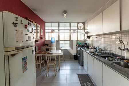 Cozinha de apartamento à venda com 2 quartos, 172m² em Consolação, São Paulo
