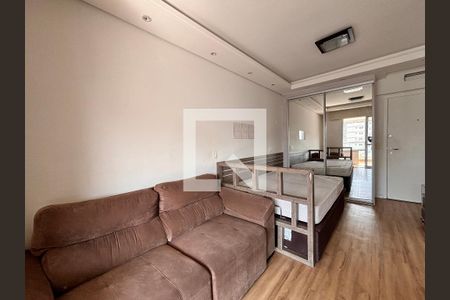 Sala/Quarto de apartamento para alugar com 1 quarto, 36m² em Indianópolis, São Paulo