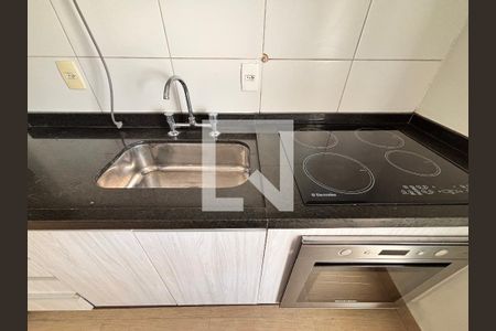 Cozinha de apartamento para alugar com 1 quarto, 36m² em Indianópolis, São Paulo