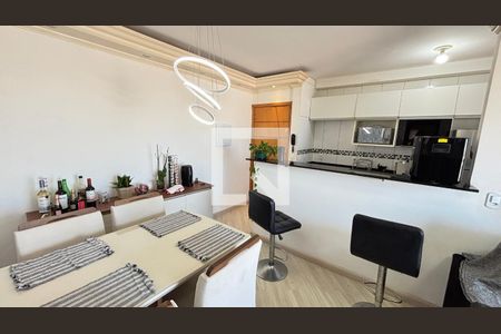 Sala/Sala de Jantar de apartamento à venda com 2 quartos, 52m² em Utinga, Santo André