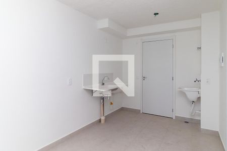 Sala de apartamento para alugar com 1 quarto, 31m² em Parque Industrial Tomas Edson, São Paulo