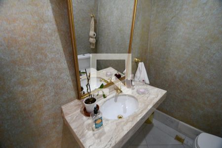 Lavabo de apartamento para alugar com 5 quartos, 221m² em Cambuí, Campinas