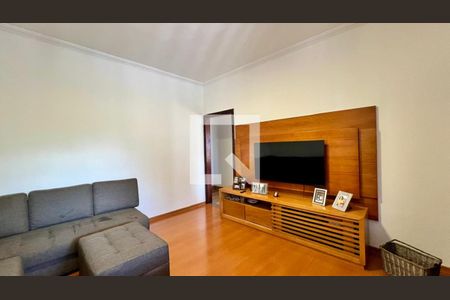 Sala de casa à venda com 3 quartos, 130m² em Horto Florestal, Belo Horizonte