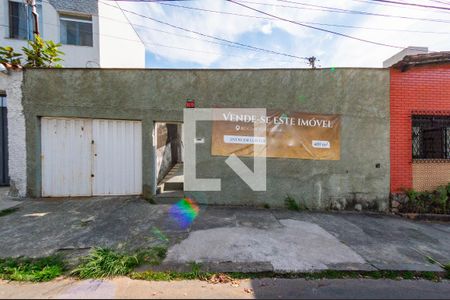 Fachada de casa à venda com 3 quartos, 249m² em Calafate, Belo Horizonte