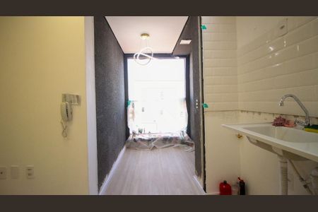 Sala/Cozinha de apartamento à venda com 2 quartos, 32m² em Vila Santa Clara, São Paulo