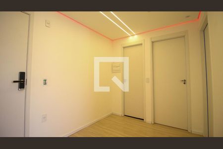 Sala/Cozinha de apartamento à venda com 2 quartos, 32m² em Vila Santa Clara, São Paulo