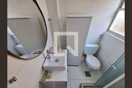 Banheiro de kitnet/studio para alugar com 1 quarto, 35m² em Lapa, Rio de Janeiro