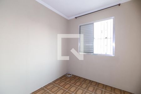 Quarto 2 de apartamento para alugar com 2 quartos, 56m² em Conjunto Residencial José Bonifácio, São Paulo