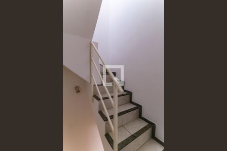 Escada de casa para alugar com 2 quartos, 101m² em Encantado, Rio de Janeiro