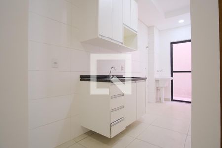 Cozinha  de apartamento à venda com 2 quartos, 44m² em Vila Carrão, São Paulo