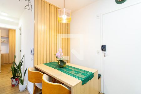 Sala de apartamento para alugar com 2 quartos, 35m² em Parque Vitoria, São Paulo