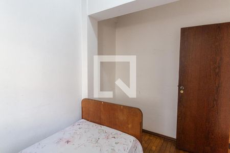 Quarto 1 de apartamento para alugar com 3 quartos, 80m² em Santa Tereza, Belo Horizonte