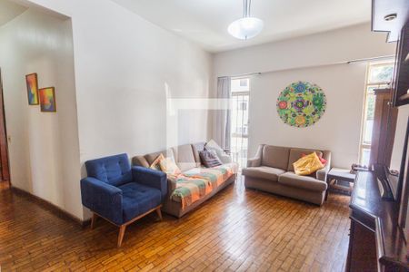 Sala de apartamento para alugar com 3 quartos, 80m² em Santa Tereza, Belo Horizonte