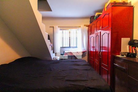 Sala/Quarto de casa à venda com 1 quarto, 84m² em Conjunto Habitacional A. E. Carvalho, São Paulo