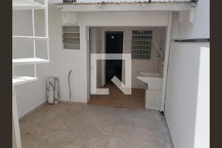 Casa à venda com 2 quartos, 107m² em Parque Colonial, São Paulo