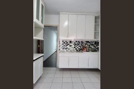 Casa à venda com 2 quartos, 107m² em Parque Colonial, São Paulo