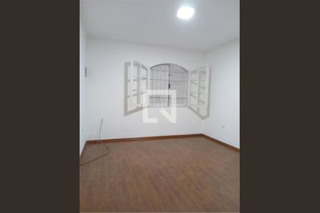 Casa à venda com 2 quartos, 107m² em Parque Colonial, São Paulo