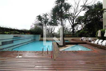 Apartamento à venda com 4 quartos, 320m² em Vila Suzana, São Paulo