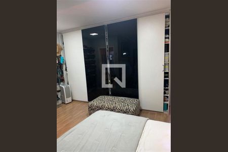 Casa à venda com 3 quartos, 180m² em Jardim Andrea Demarchi, São Bernardo do Campo