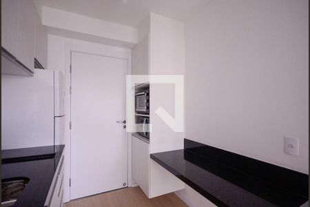 Quarto/Cozinha  de apartamento à venda com 1 quarto, 19m² em Vila Santo Estefano, São Paulo