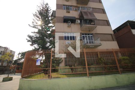 Fachada do Prédio de apartamento para alugar com 2 quartos, 68m² em Vila da Penha, Rio de Janeiro
