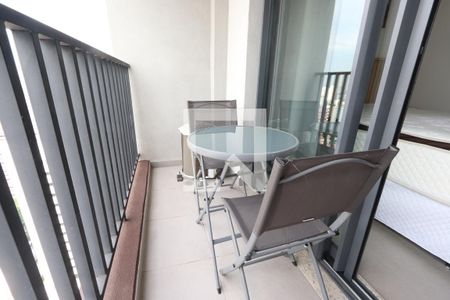 Varanda de kitnet/studio para alugar com 1 quarto, 24m² em Paraíso, São Paulo