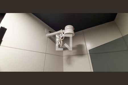Banheiro de apartamento à venda com 1 quarto, 26m² em Bonfim, Osasco