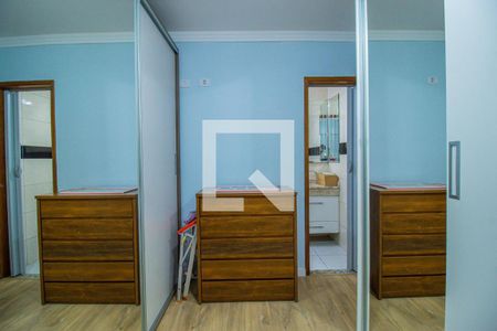 Casa à venda com 4 quartos, 198m² em Penha de França, São Paulo