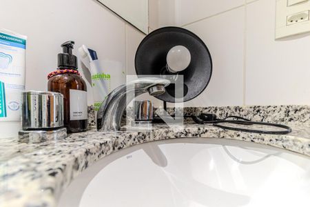 Banheiro de kitnet/studio à venda com 1 quarto, 29m² em Vila Buarque, São Paulo